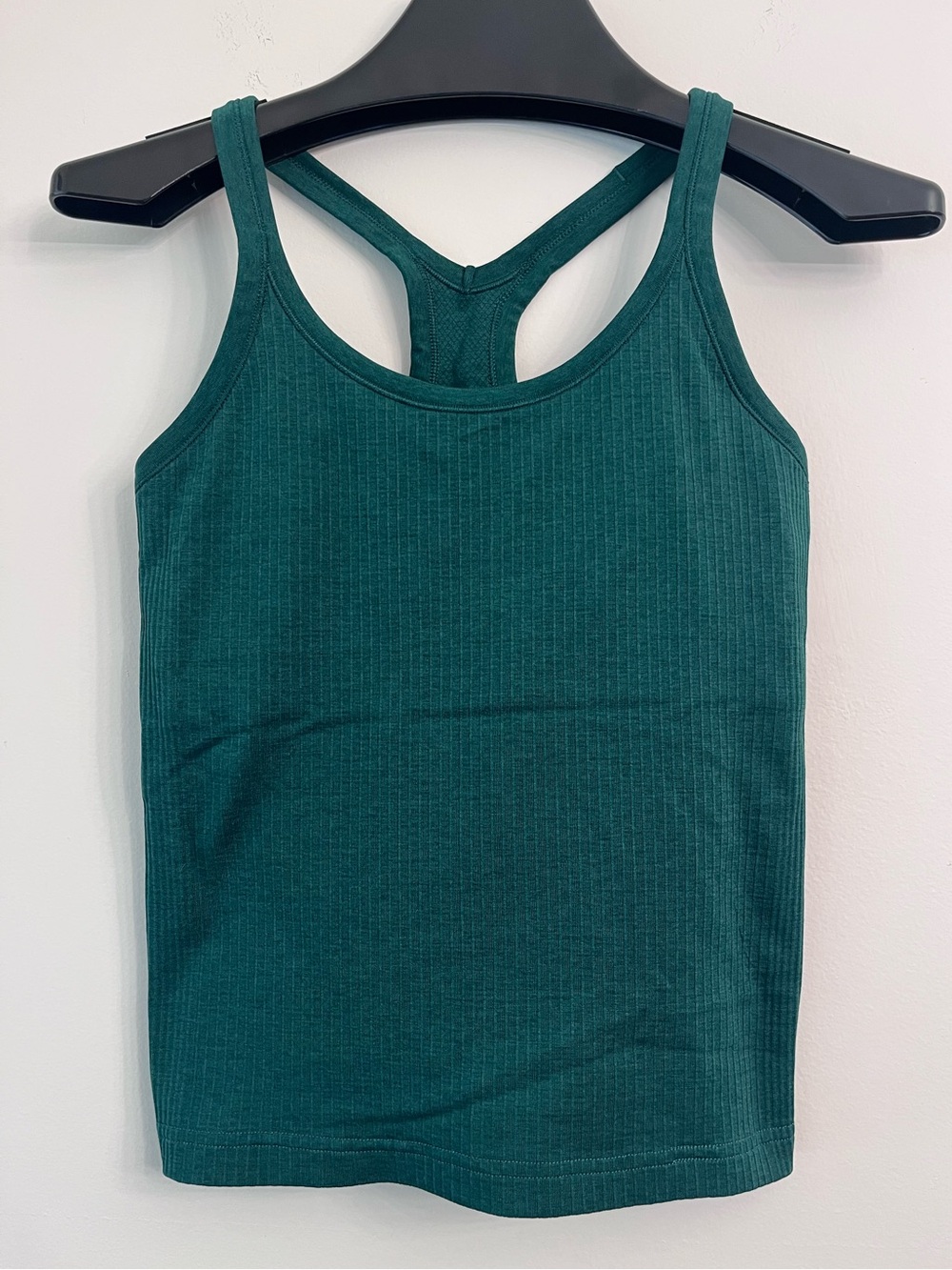 Lululemon Ebb to Street Tank Top Built-In Shelf Bra Ribbed Top Green Size 6